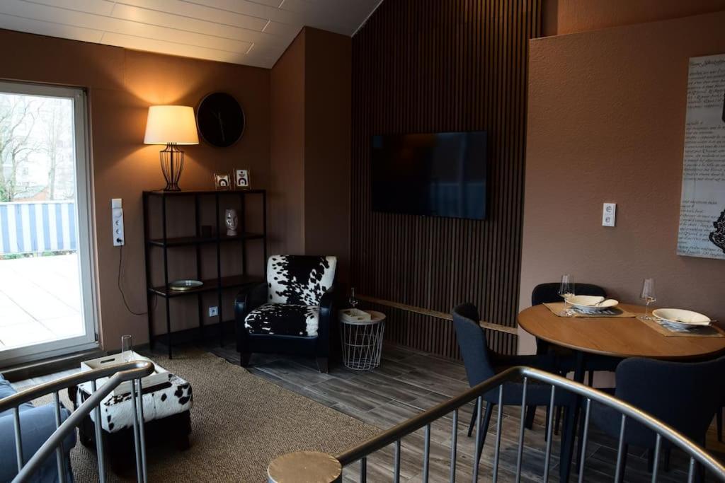 Maisonette Wohnung Mit Dachterrasse - Keine Vermietung An Monteure Düren - Eifel Exterior foto